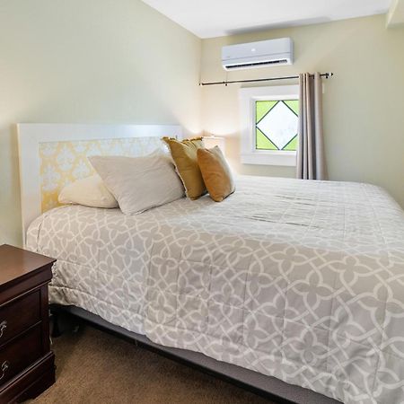 Pioneer Vacation Rentals - Pioneer North Suite Downtown 阿什兰 外观 照片